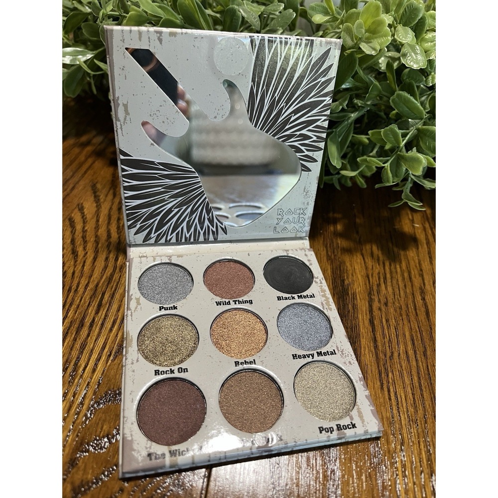 Crown Pro Glam Metals Eyeshadow Palette - 9 Shades
